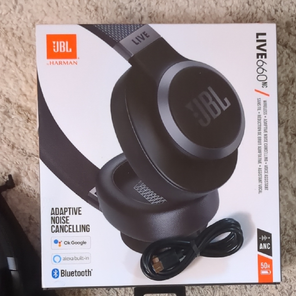 JBL Live 660NC Black Wireless Headphones
